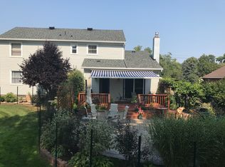 9546 Fitzwater Rd, Brecksville, OH 44141