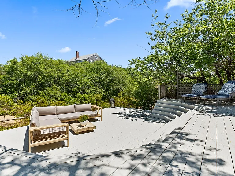 12 Girard Way — Photo 36