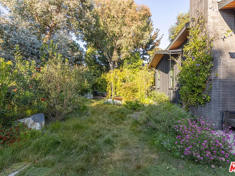 746 Marco Pl — Photo 5