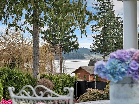 3rd image of 5909 Garvin Rd