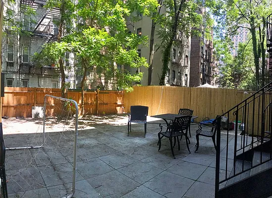 Rented by Zjama Realty Corp | media 24