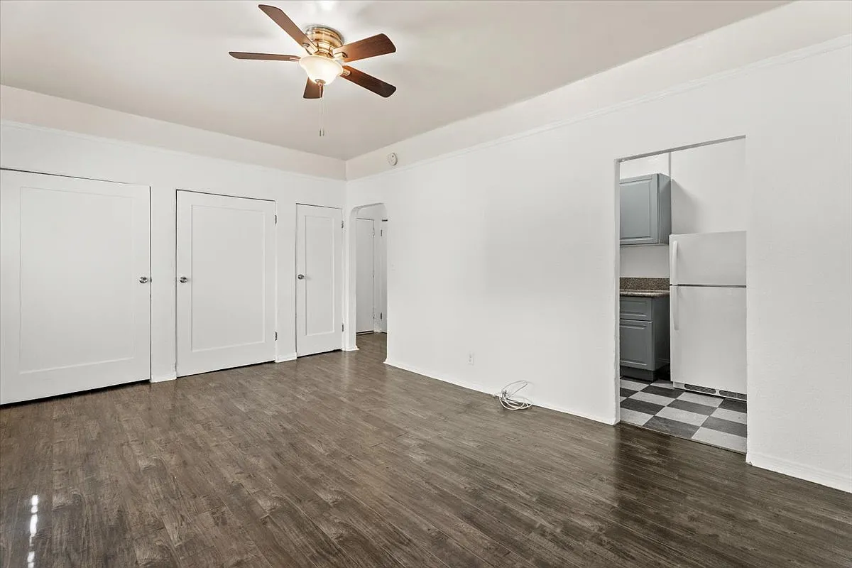 Madison Apartments — Photo 4