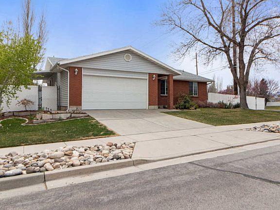2nd image of 2681 W Delpha Dr