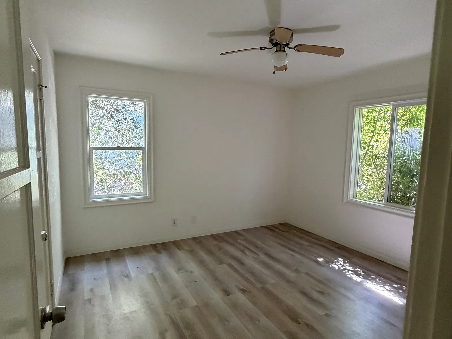2 bed, 1100 sqft, $2,700 — Photo 3