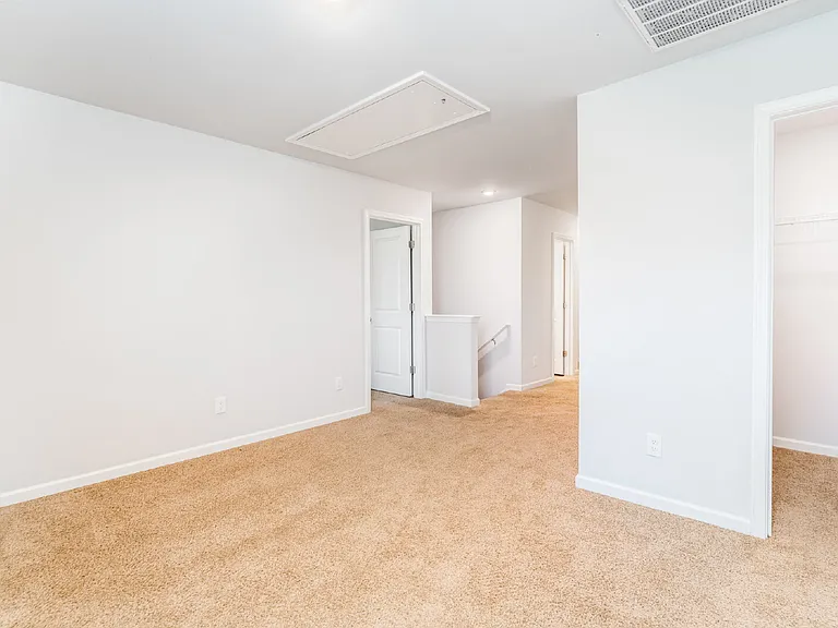 1243 Aurora Glen Dr — Photo 13