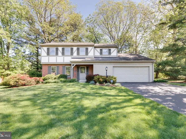 730 Sunview Cir, Landisville, PA 17538