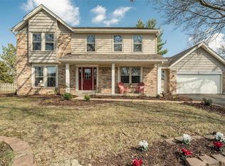 2304 Eagles Glen Ct, Chesterfield, MO 63017