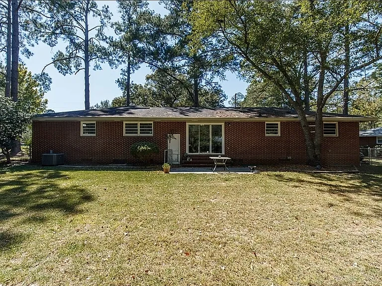51 Loganberry Cir — Photo 2