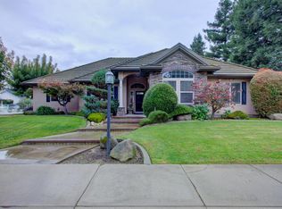 2250 Castleview Dr, Turlock, CA 95382