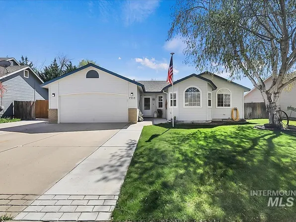 7353 Newbrook Dr, Nampa, ID 83687