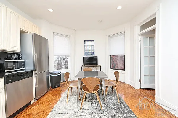 Rented by Ideal Properties Group | media 21