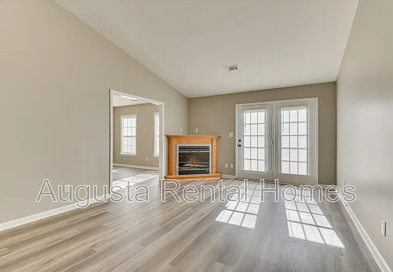 7002 Reagan Cir #1 — Photo 9