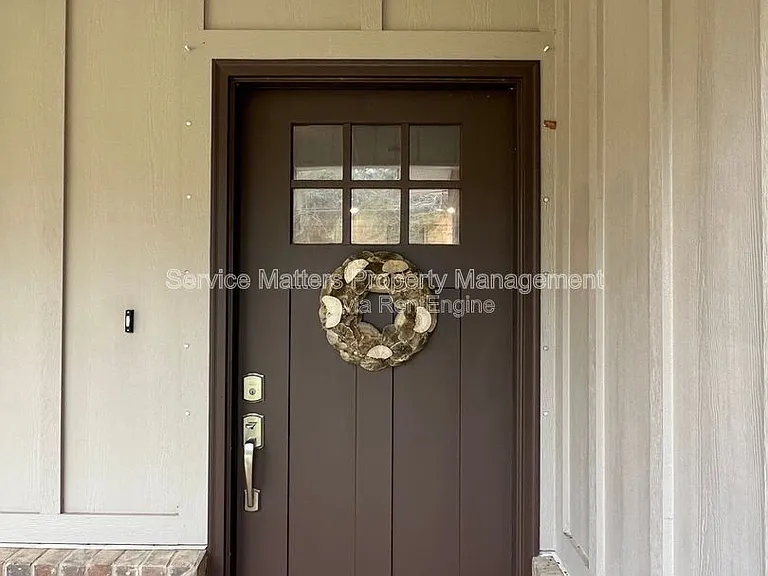 2965 N 14th Ave — Photo 4