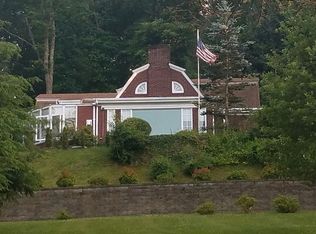 18 Moore Ave, Jeannette, PA