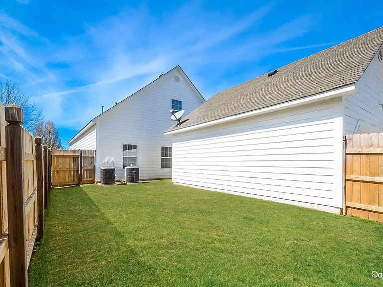 5894 Ridgeline Dr — Photo 15