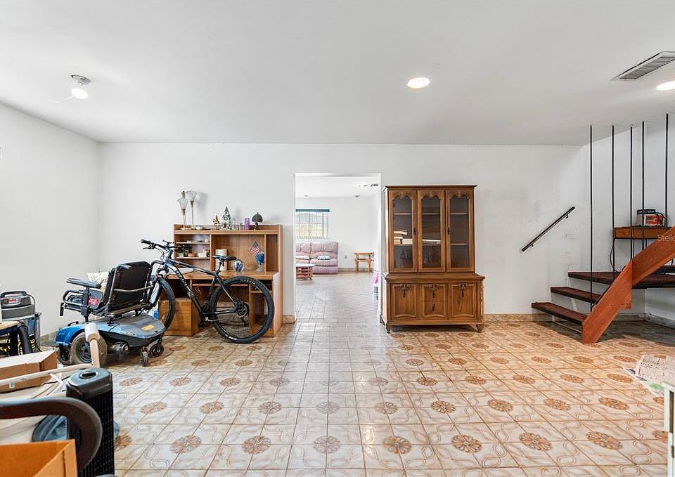 2nd image of 81091 Marigold Ave