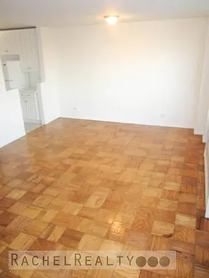 Rented by Rachel Realty | media 9