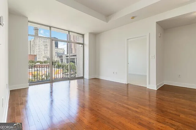 171 Auburn Ave NE #527 — Photo 9