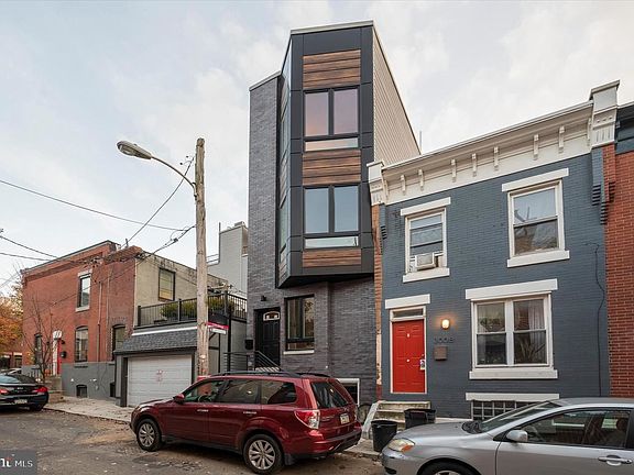 2nd image of 3006 Baltz St