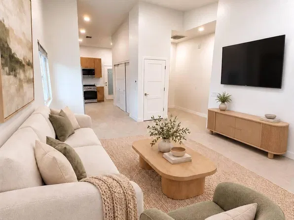 850 E Seneca St, Tucson, AZ 85719