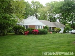 54 High Point Dr, Springfield, NJ 07081