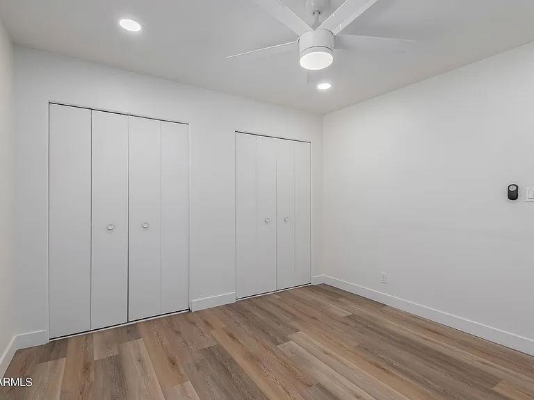 8241 N Central Ave #13 — Photo 16
