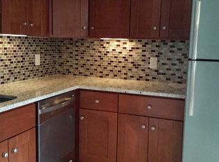 1908 Wilson Ln APT 101, Mc Lean, VA 22102