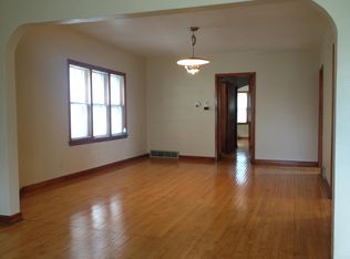 2421 S Howell Ave, Milwaukee, WI 53207