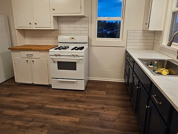 4th image of 2478 Ridge Rd