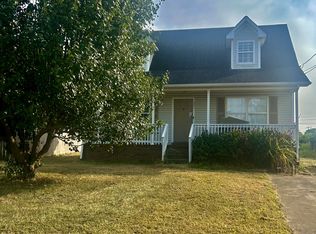 241 Waterford Dr, Oak Grove, KY 42262