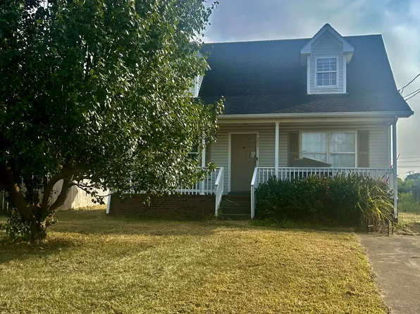 241 Waterford Dr, Oak Grove, KY 42262