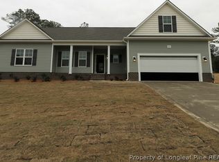 44 Black Oak Pl, Spring Lake, NC 28390