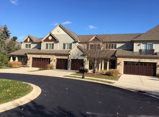 22W409 Crimson King Ln, Glen Ellyn, IL 60137