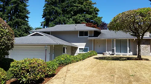 1928 165th Pl NE Photo 1