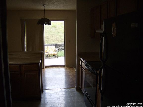4th image of 10214 Plumas Dr