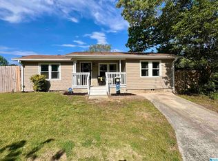715 Hilltop Ave, Warrior, AL 35180