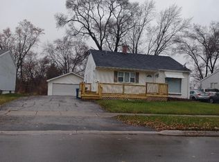22248 Clyde Ave, Sauk Village, IL