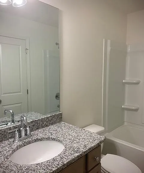 670 Providence Pl SW — Photo 10