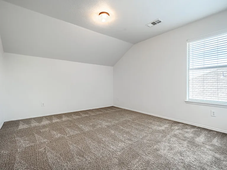 3121 Grant St — Photo 28