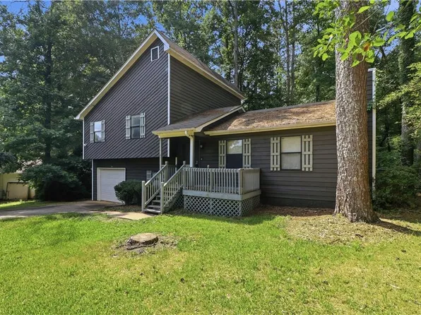3521 Mustang Dr, Powder Springs, GA 30127