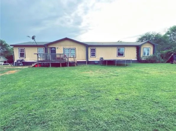 401 N Wolfley St, Elk City, OK 73644