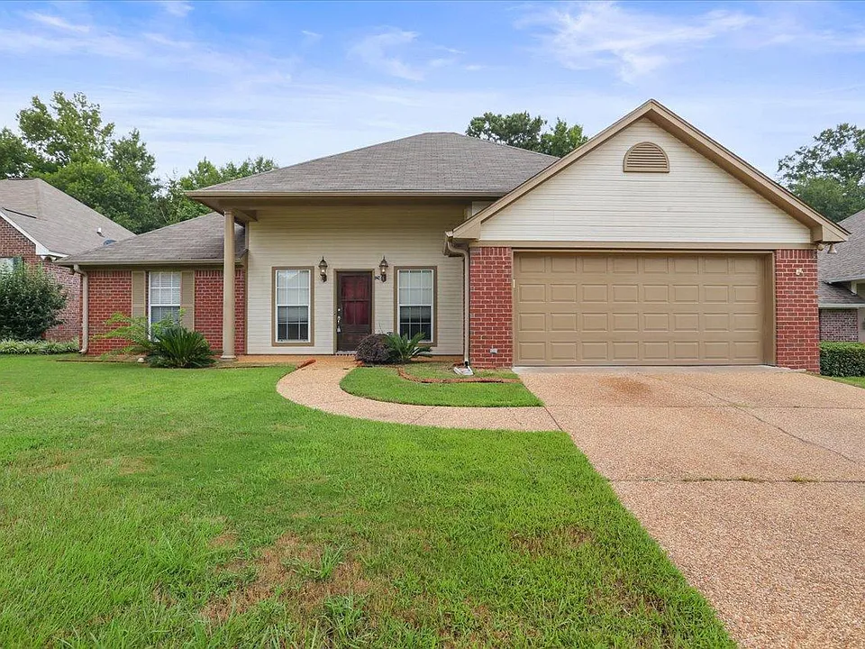 428 Wildberry Cir