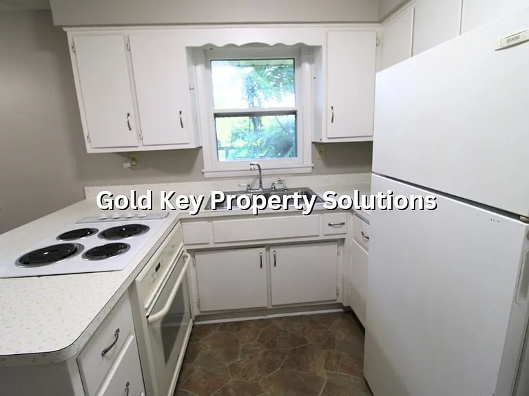 604 Hawthorne Ave — Photo 14