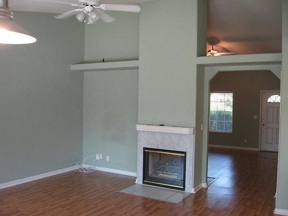 4th image of 761 Talbot Dr