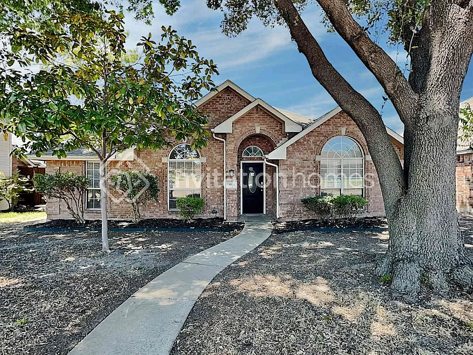 7901 King Arthur Rd