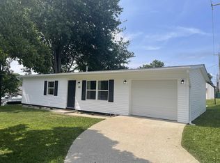 811 25th St, Bedford, IN 47421