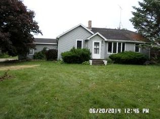 1394 N Colling Rd, Caro, MI 48723