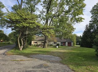 4906 Cemetery Rd, Hilliard, OH 43026