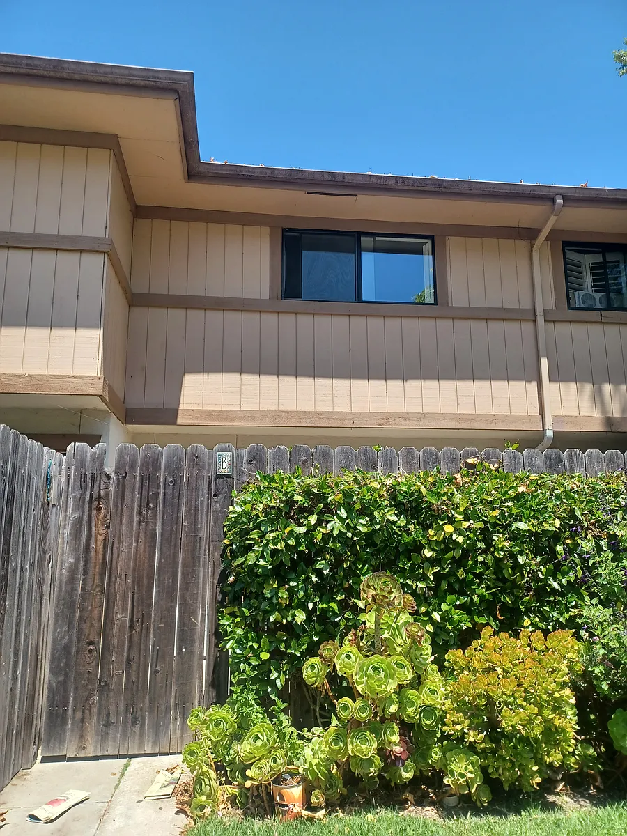 Building Photo - 1225 Rebecca Ln #B