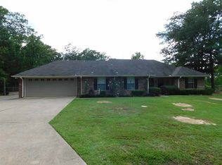 1199 Chaparral Rd, Gilmer, TX 75645